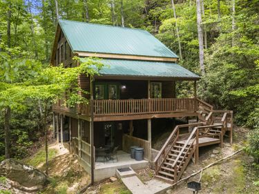 77 Lloyd Lane, Stanton, KY 40380