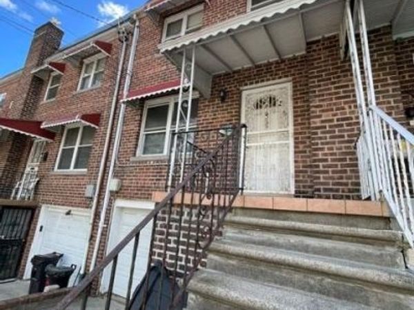 3255 Mickle Avenue, Bronx, NY 10469