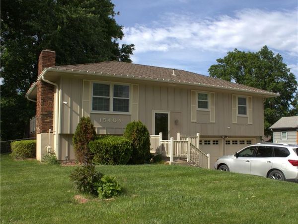 15404 E 35th Street, Independence, MO 64055