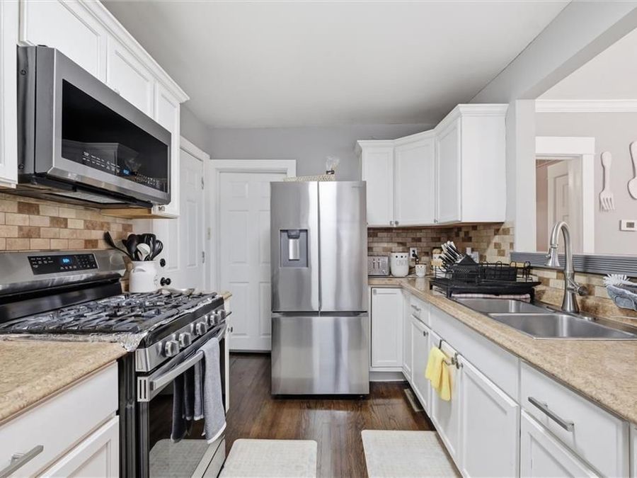 Property Image 9