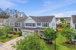 208 Lynx Lane photo 4