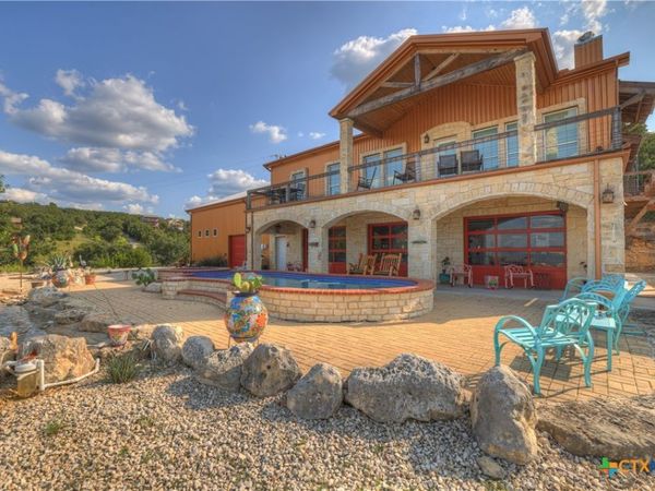 2611 Westview Drive , Canyon Lake, TX 78133