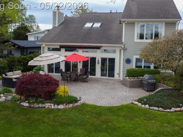 625 Island Drive, White Lake Twp, MI 48386