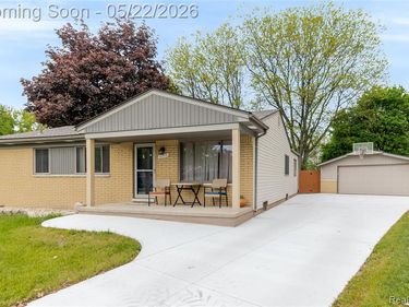 32373 Hampton Court, Fraser, MI 48026