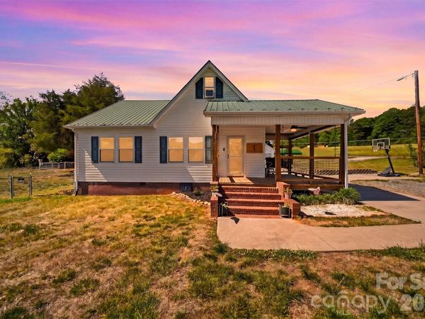 4039 Hartland Road, Lenoir, NC 28645
