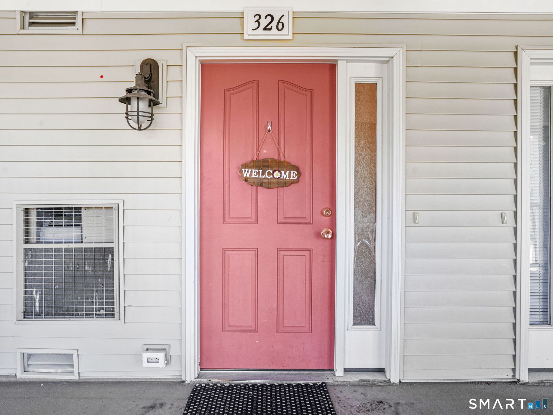 3250 Fairfield, Unit 326, Bridgeport, CT 06604 Main Photo