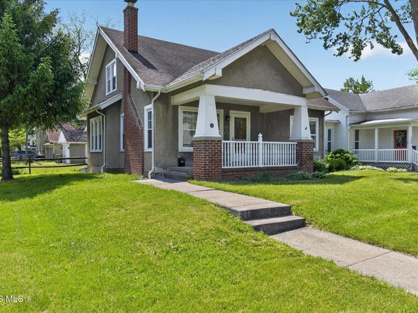 326 E Dudley Street , Maumee, OH 43537