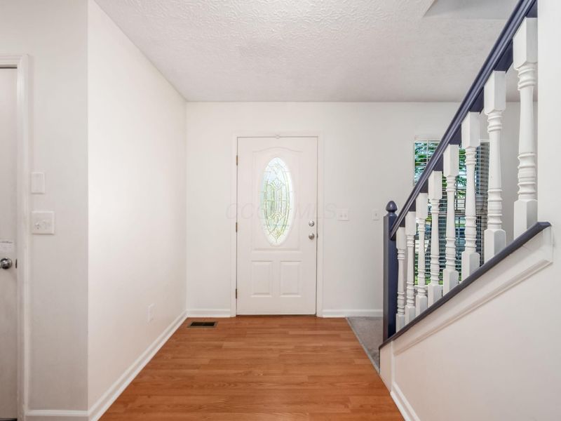 2001 Queens Meadow Lane, Grove City, OH 43123 Photo 6