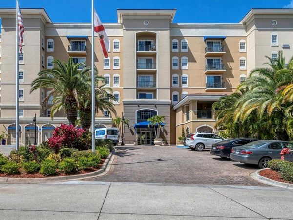 1064 N TAMIAMI TRAIL , Unit 1527, SARASOTA, FL 34236