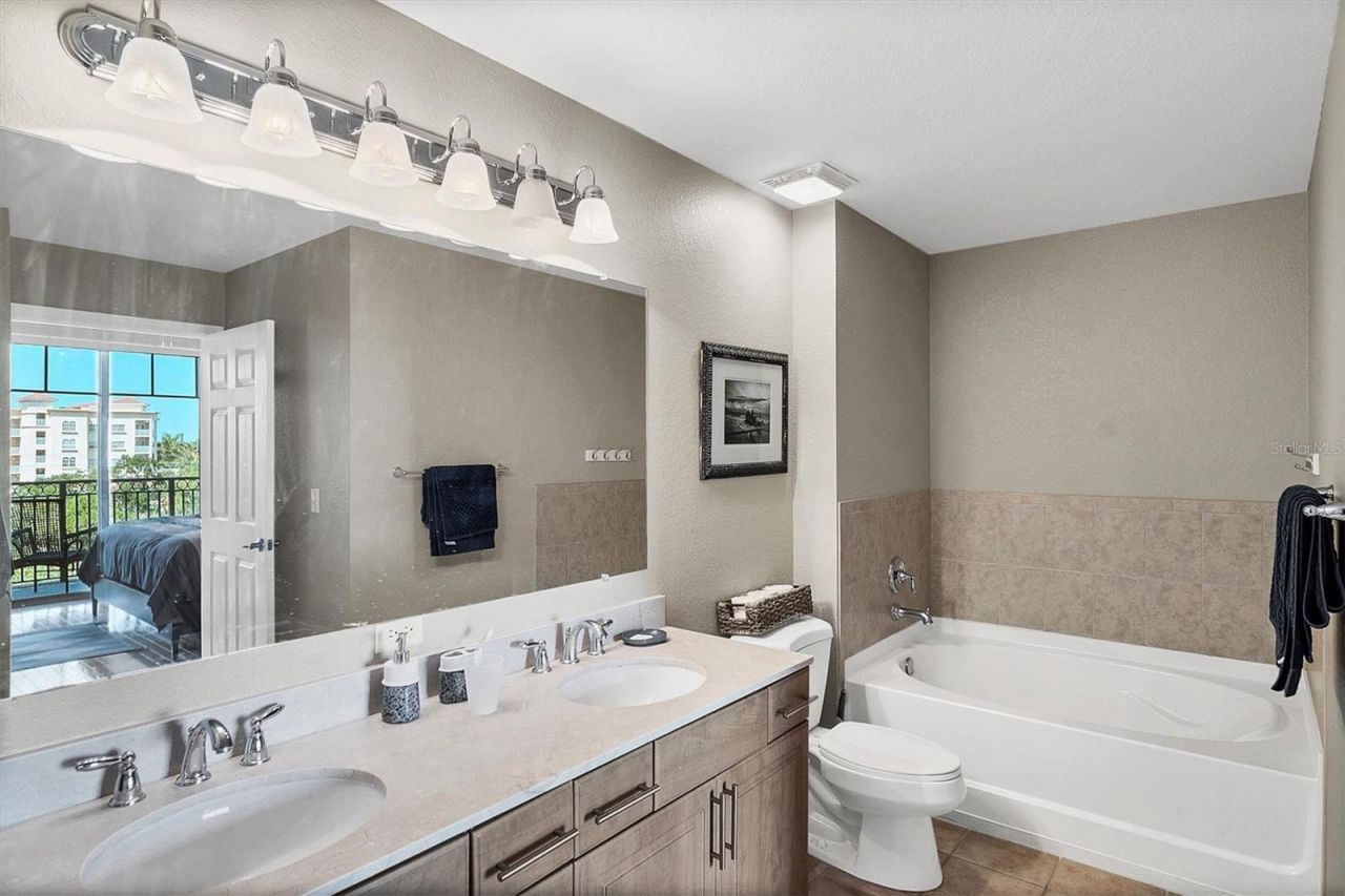 1064 N Tamiami Trail , Unit 1527, Sarasota, FL 34236 Photo