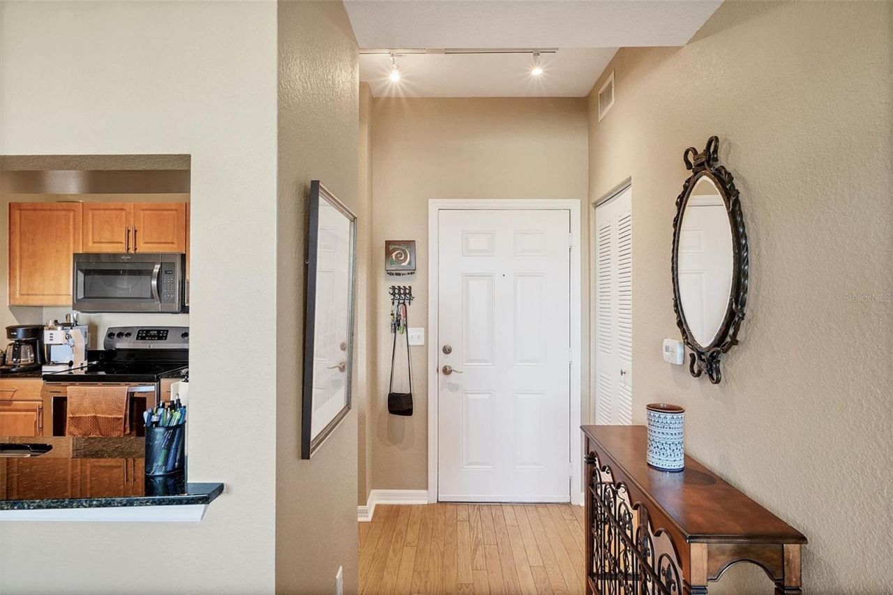 1064 N Tamiami Trail , Unit 1527, Sarasota, FL 34236 Photo