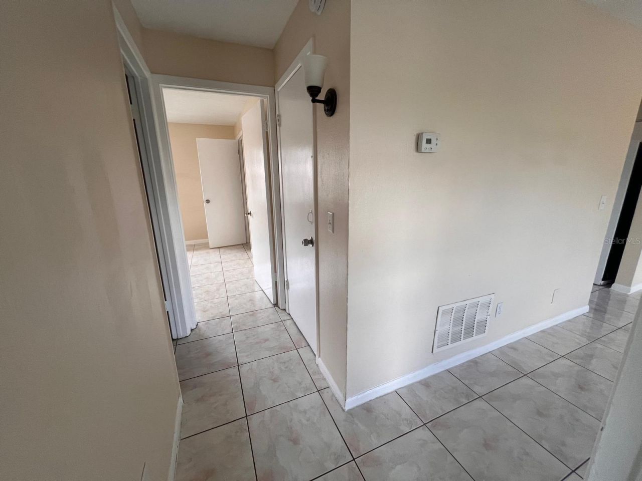 1665 W Oak Ridge Road, Unit C, Orlando, FL 32809 Photo