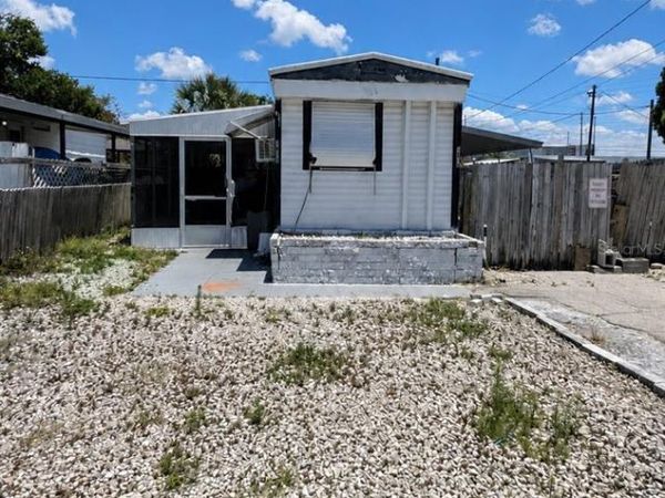 1810 HOLIDAY DRIVE , HOLIDAY, FL 34691