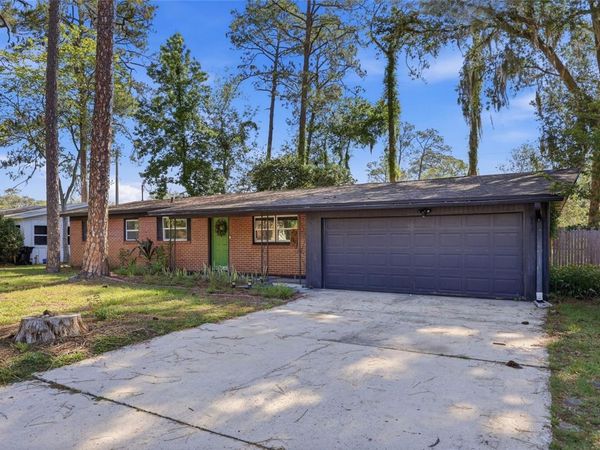 2209 NE 15TH TERRACE , GAINESVILLE, FL 32609