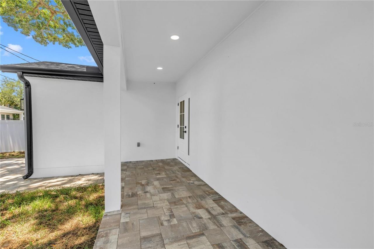 834 53rd Avenue N, Saint Petersburg, FL 33703 Photo