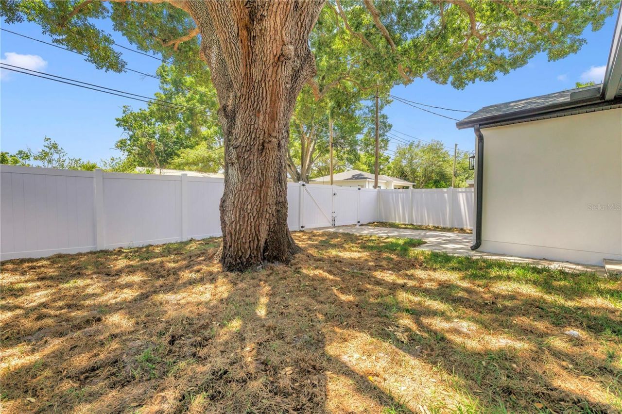 834 53rd Avenue N, Saint Petersburg, FL 33703 Photo
