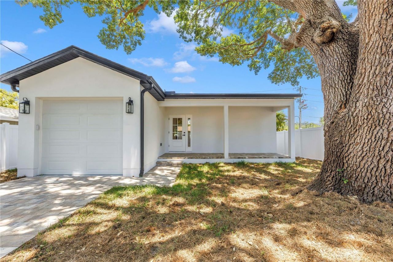 834 53rd Avenue N, Saint Petersburg, FL 33703 Photo