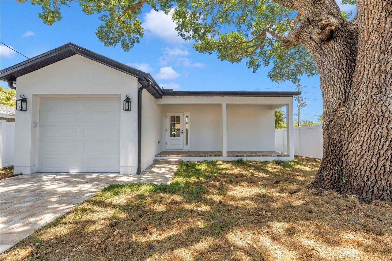 834 53rd Avenue N, Saint Petersburg, FL 33703 Photo
