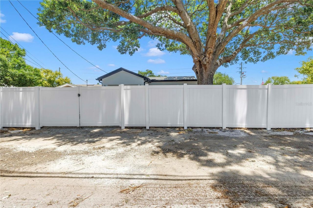834 53rd Avenue N, Saint Petersburg, FL 33703 Photo