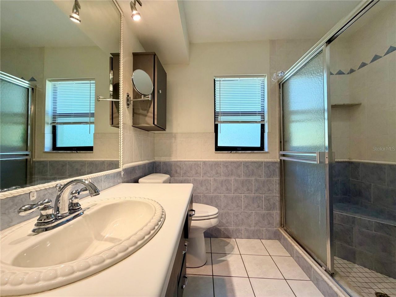 10849 Lakeview Drive, New Port Richey, FL 34654 Photo
