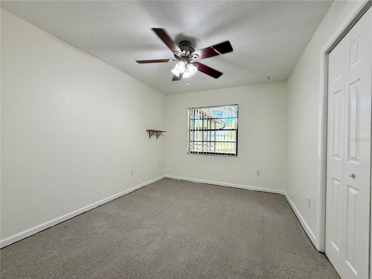 10849 Lakeview Drive, New Port Richey, FL 34654 Photo
