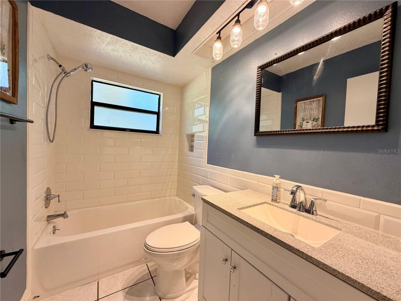 10849 Lakeview Drive, New Port Richey, FL 34654 Photo