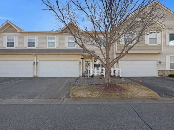 1871 Wildflower Court , Shoreview, MN 55126