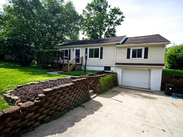 906 Duke Avenue, Mansfield, OH 44905