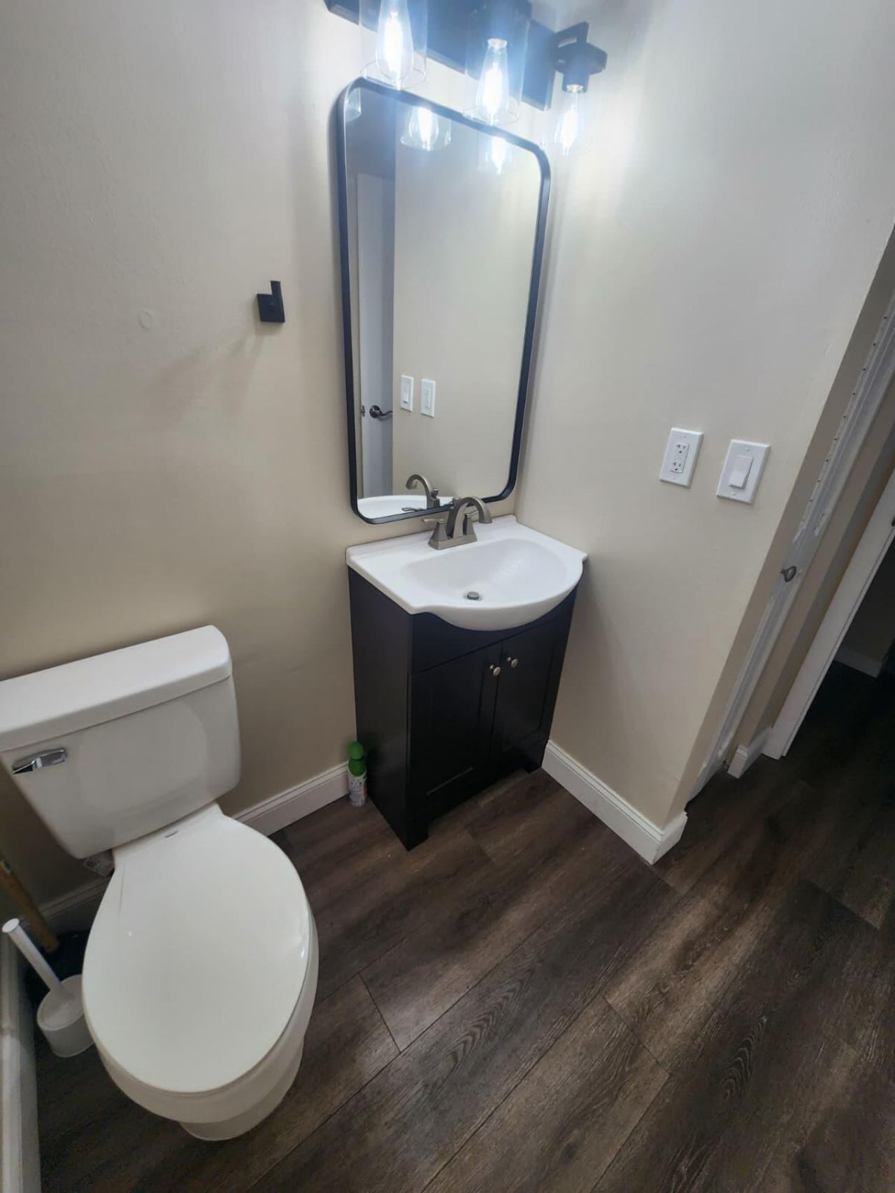 3301 N Country Club, Unit 209, Miami, FL 33180 Photo