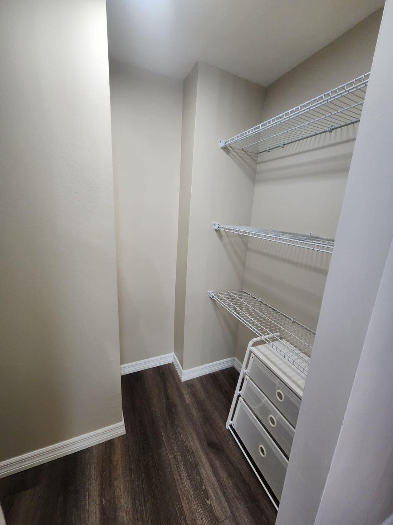 3301 N Country Club, Unit 209, Miami, FL 33180 Photo