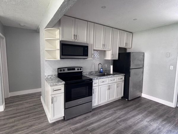 6760 Park Street, Unit B, Hollywood, FL 33024