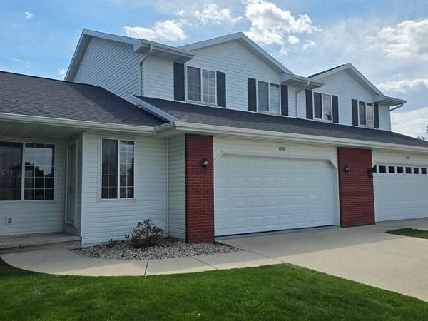 4725 Fox Grove ROAD, Sheboygan, WI 53081