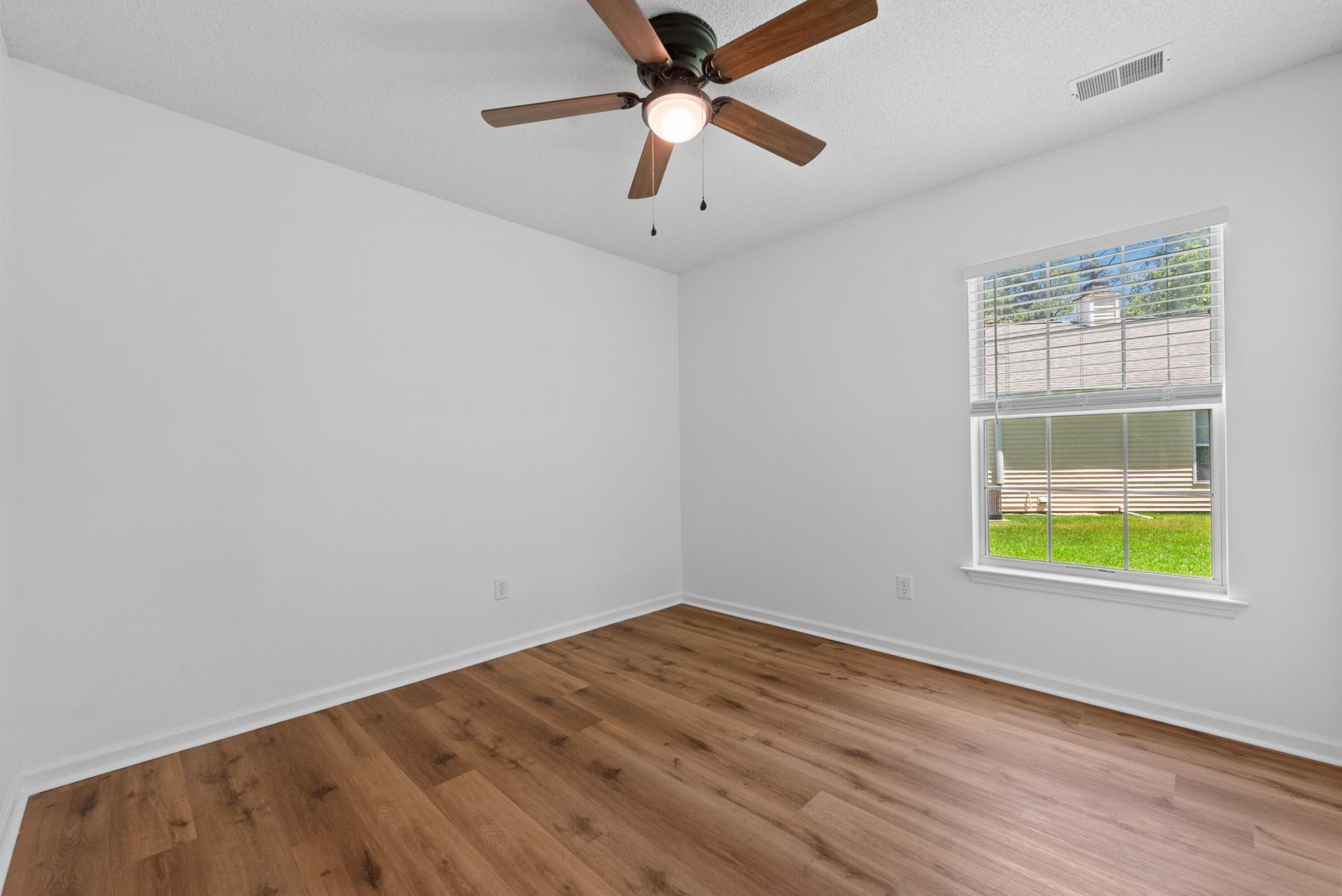 146 2 Pond Loop Photo 22