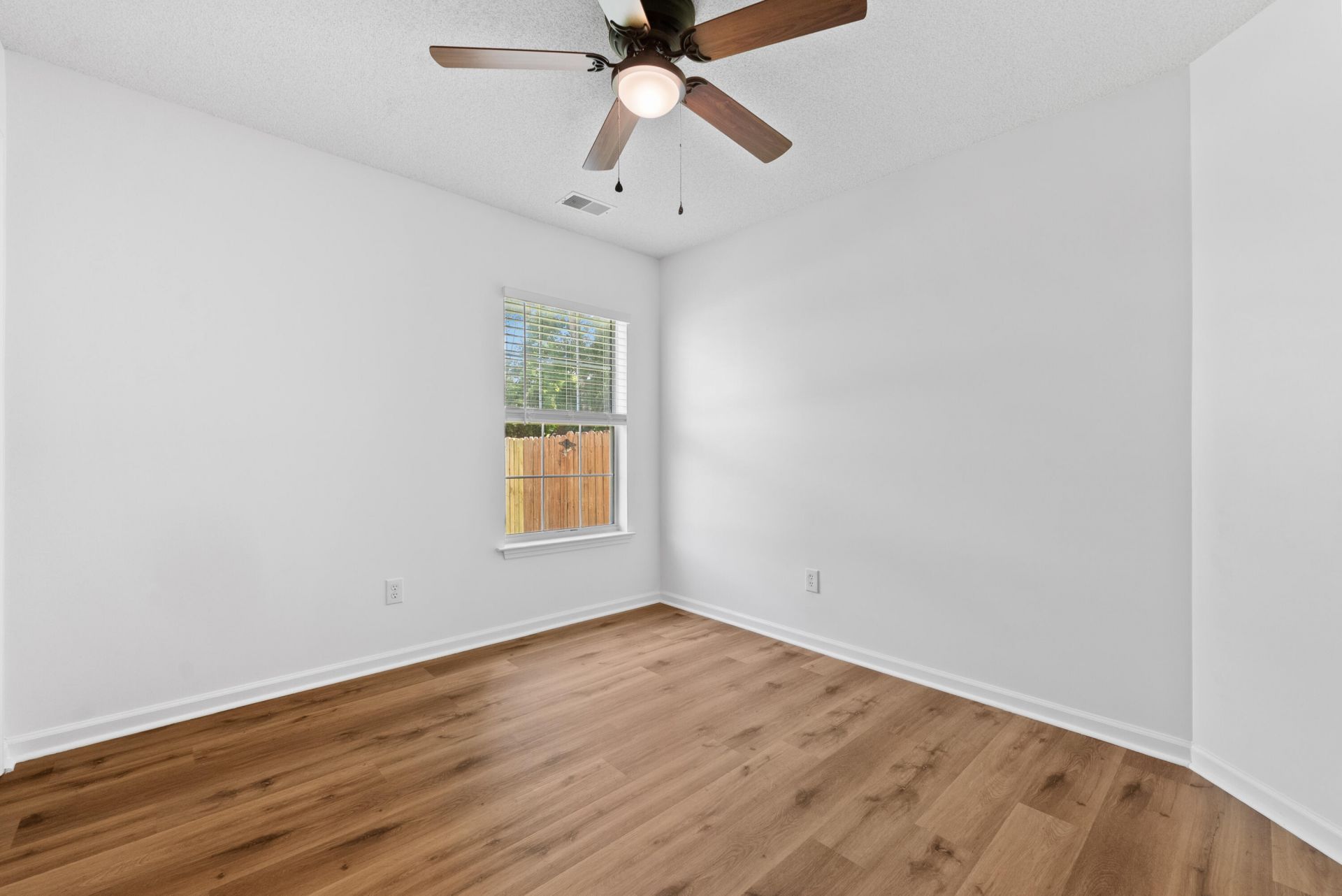 146 2 Pond Loop Photo 25