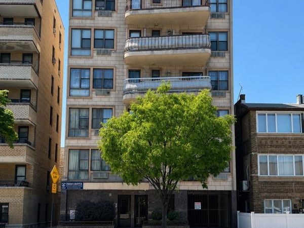 134 W End Avenue , Unit 4A, Brooklyn, NY 11235