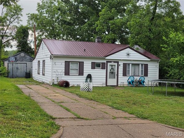 105 S Newport Lane , Waynesville, MO 65583
