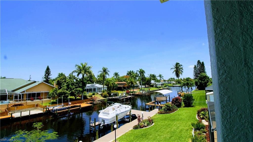 3328 SE 17th Pl , Cape Coral, FL 33904 Photo