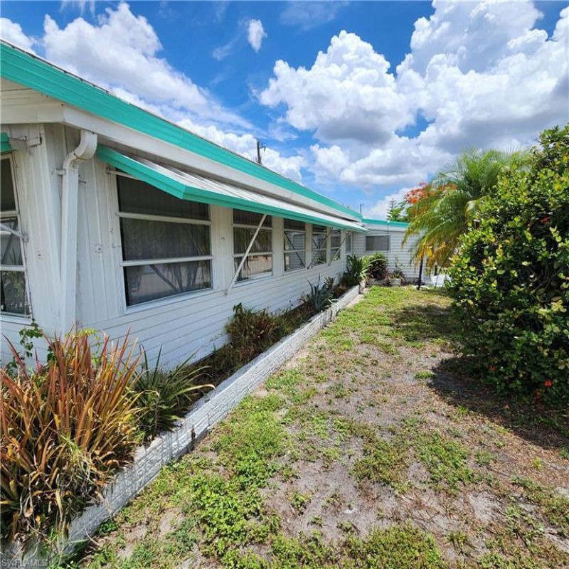 136 Amber Ave, North Fort Myers, FL 33917 Photo