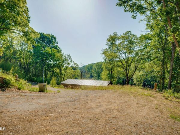993 Highway 75, Blountville, TN 37617