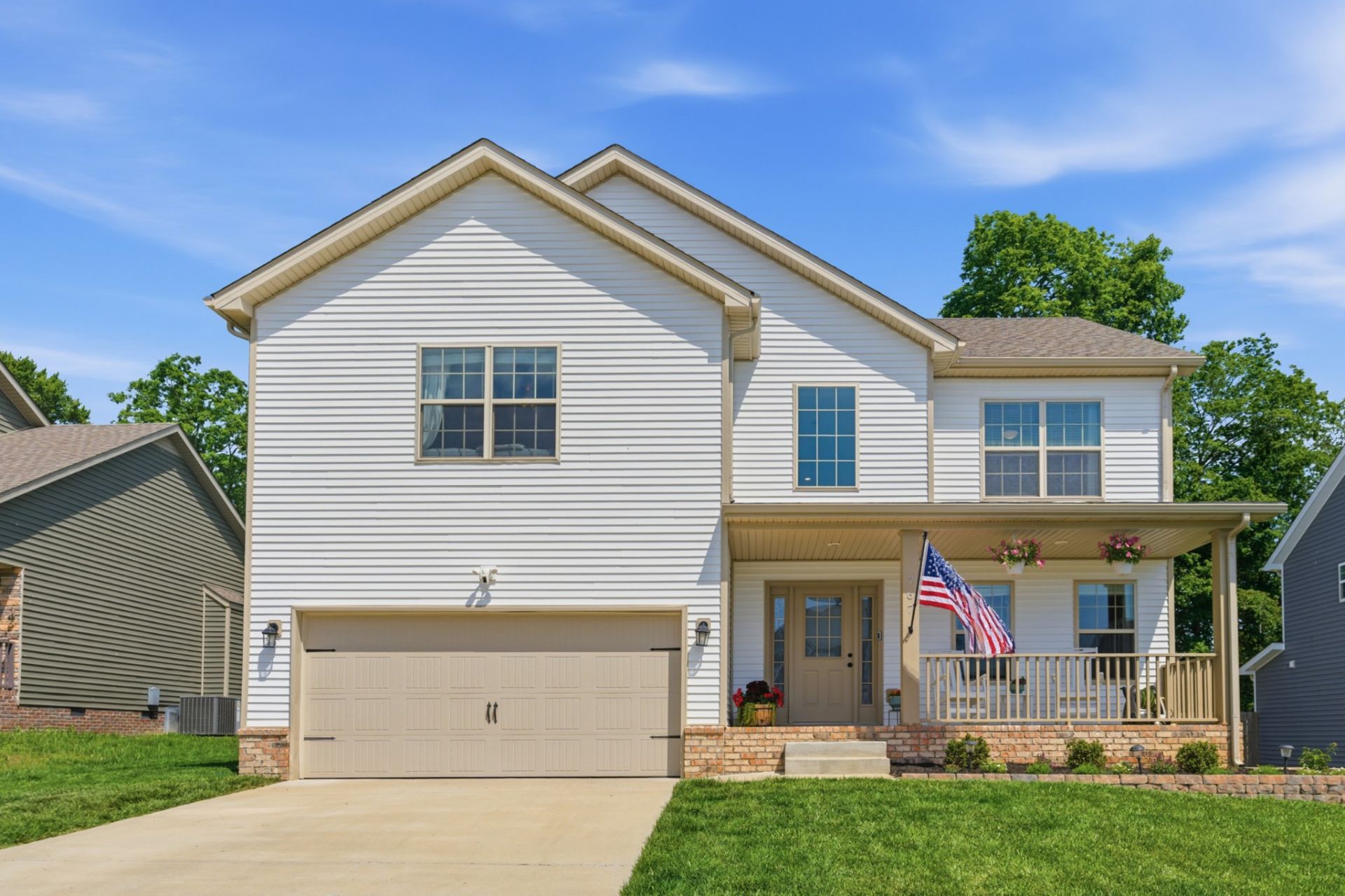 767 Banister Dr , Clarksville, TN 37042 Main Photo