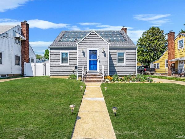 217 Stephen Street , North Bellmore, NY 11710