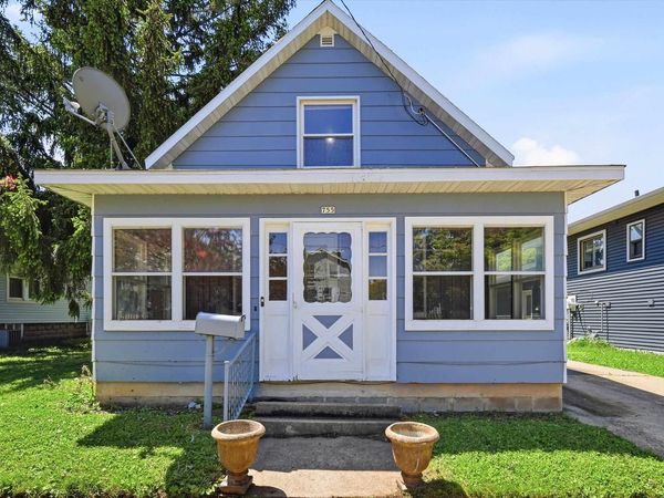 755 GROVE STREET, Oshkosh, WI 54901