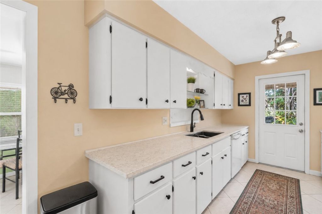 475 19th Place, Vero Beach, FL 32960 Photo