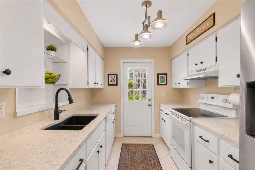 475 19th Place, Vero Beach, FL 32960 Photo