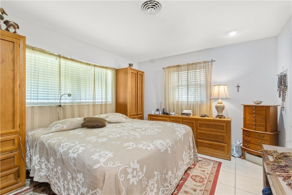 475 19th Place, Vero Beach, FL 32960 Photo