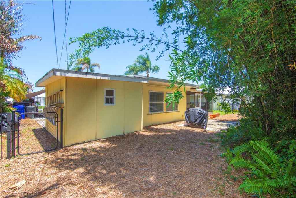 475 19th Place, Vero Beach, FL 32960 Photo