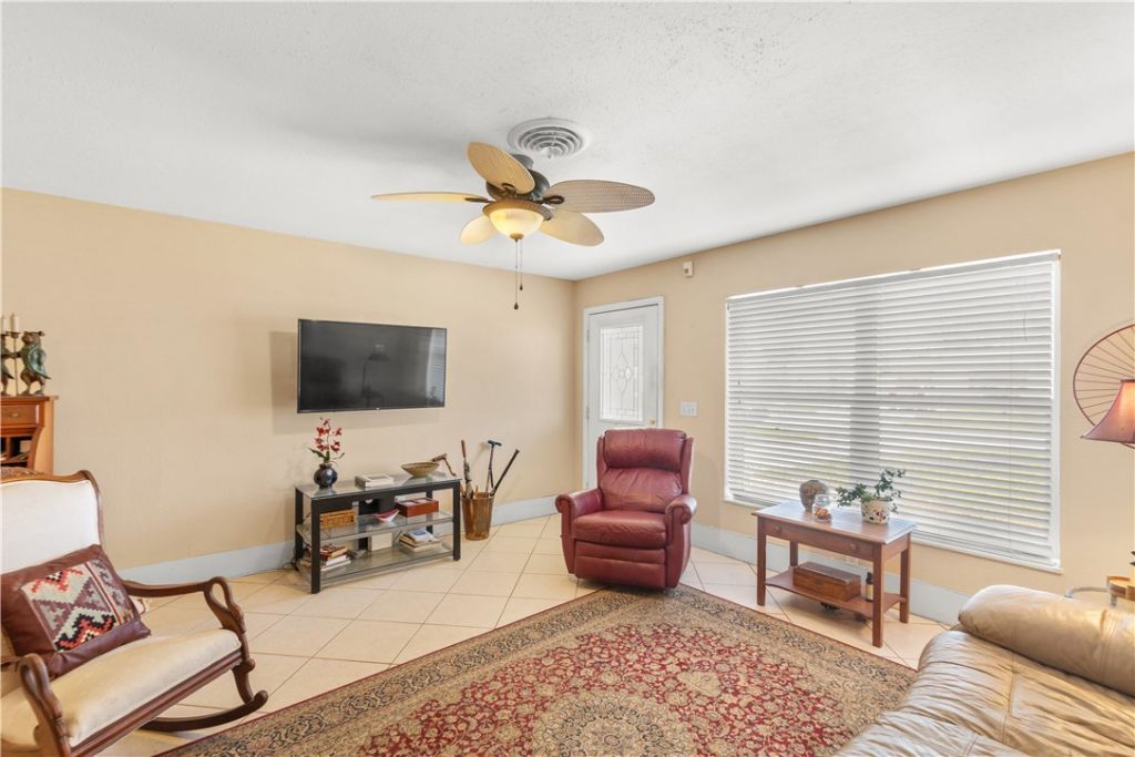 475 19th Place, Vero Beach, FL 32960 Photo