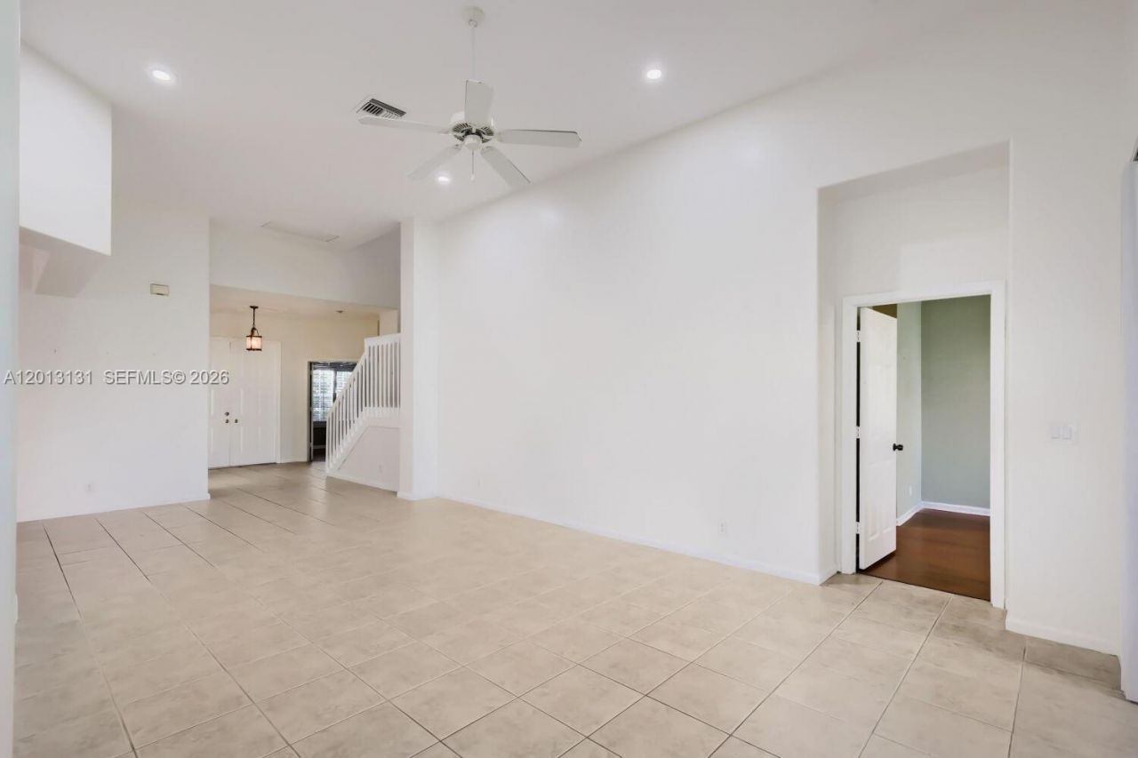 117 Palm Cir, Atlantis, FL 33462 Photo