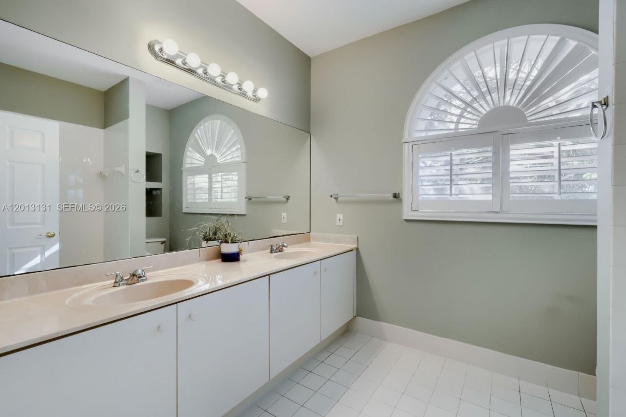 117 Palm Cir, Atlantis, FL 33462 Photo