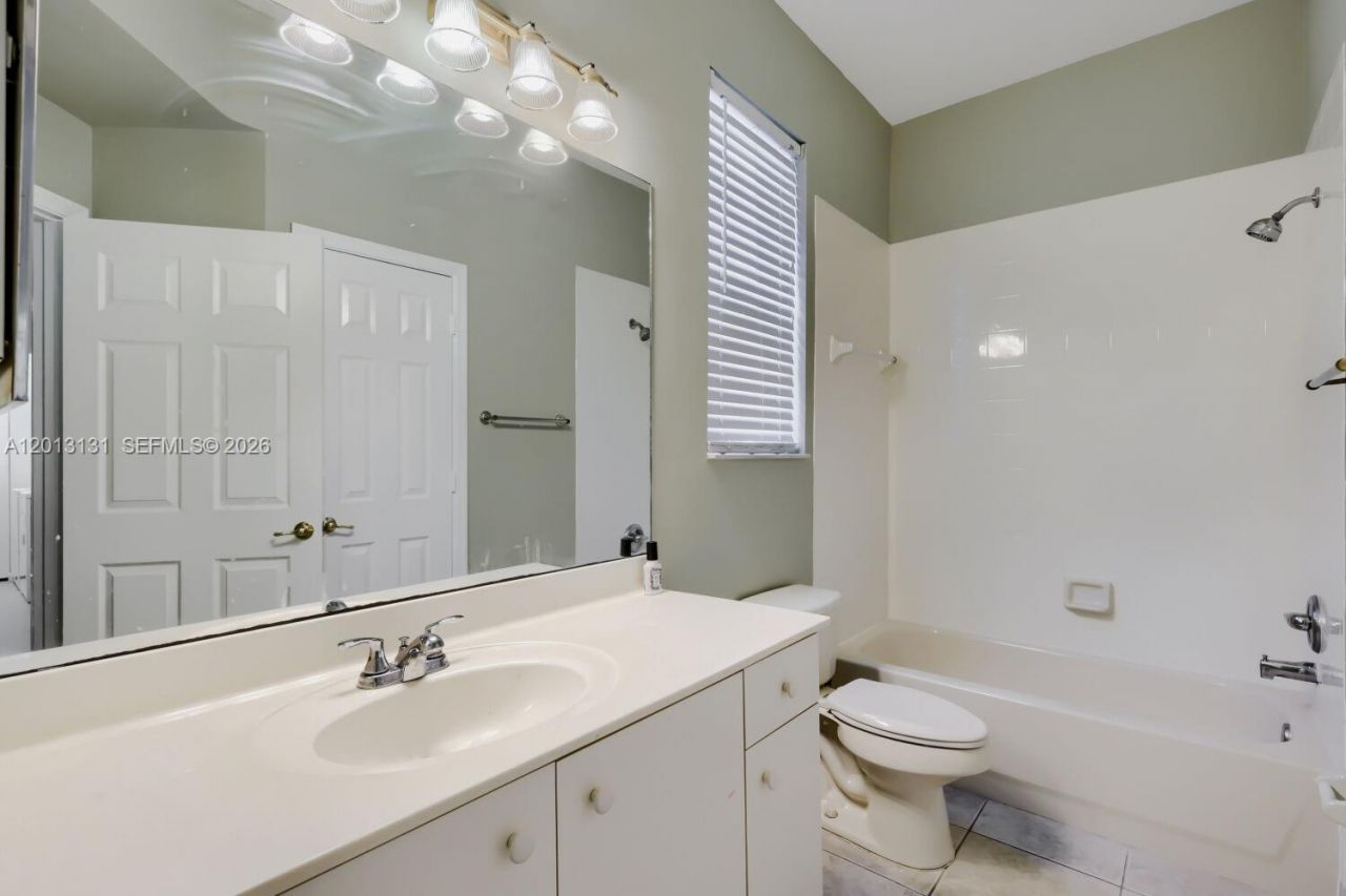 117 Palm Cir, Atlantis, FL 33462 Photo